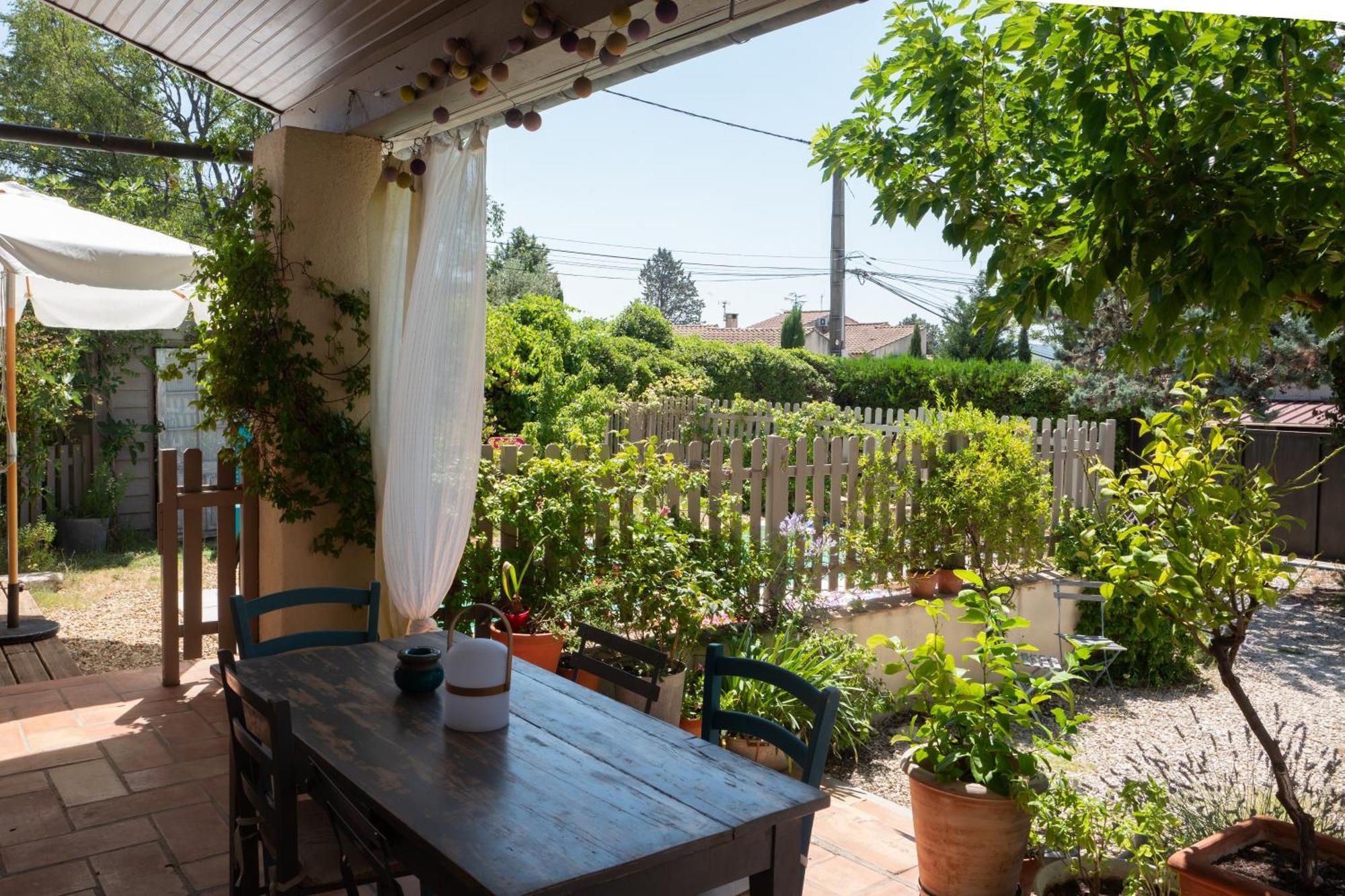 Maison Lauris Εξωτερικό φωτογραφία